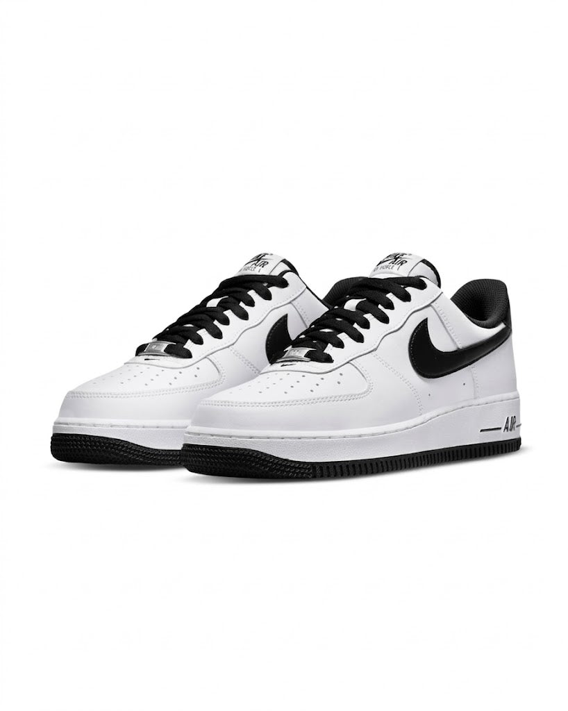 Nike Air Force 1 BLACK WHITE
