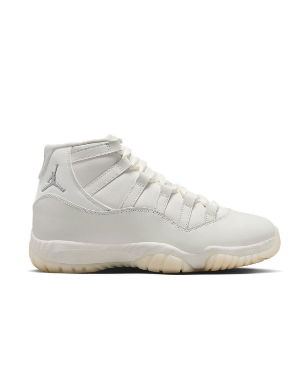 Jordan 11 PEARL