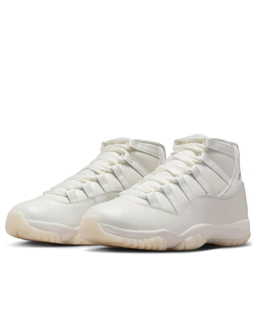 Jordan 11 PEARL